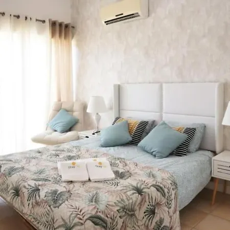 Serenity 04 House - Pool & Garden & Bbq & Comfort & Exclusivity * Albufeira